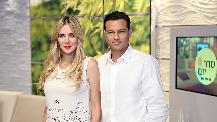 סדר יום חדש עם אקי אבני והילה נחשון