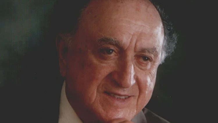 איש עסקים, נפטר ביוליח 2014