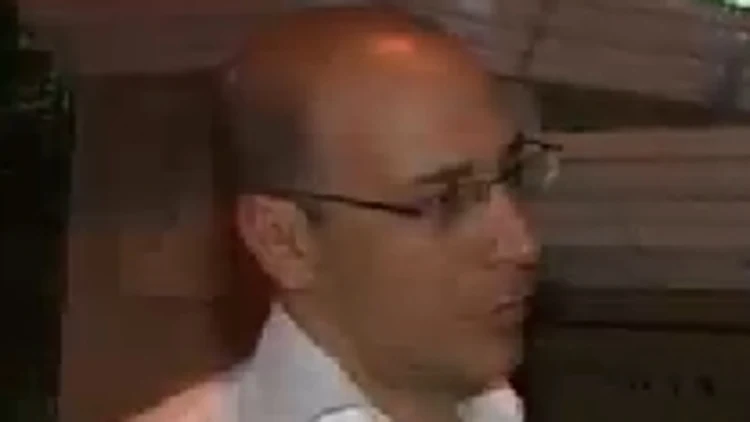 לפיד מתחיל לכופף את הבכירים