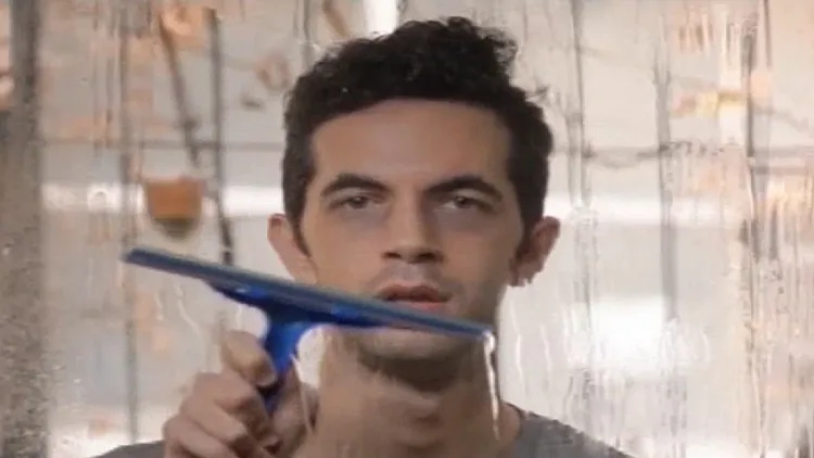 סרטון מחאה נגד משכורות השוטף פלוס