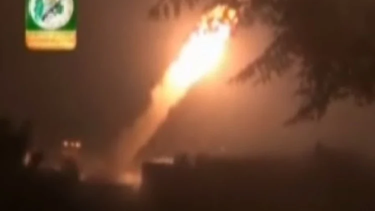 תיעוד שיגור הרקטה שהתפוצצה באזור חדרה, מהטלוויזיה של חמאס