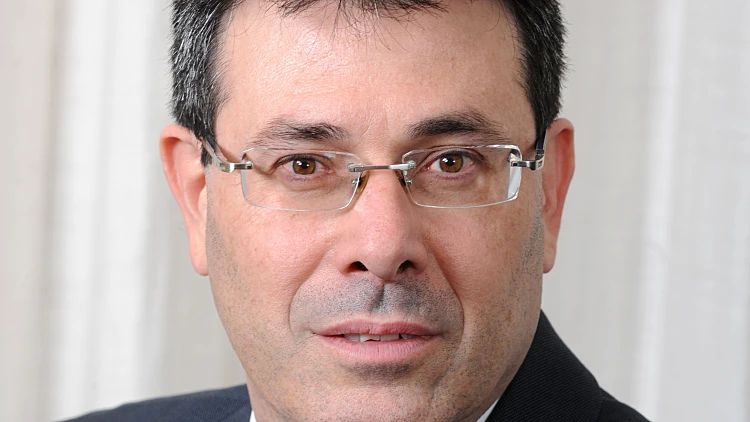 מנכ"ל מזרחי תוקף את מדיניות הדיור