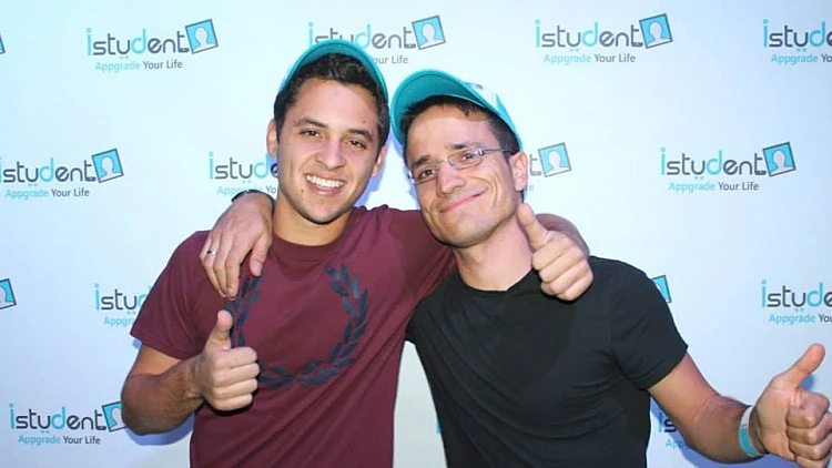 בעלי istudent משה רדמן ופיני ליסטנברג