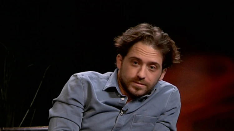 תום אבני מתוך אינטימי