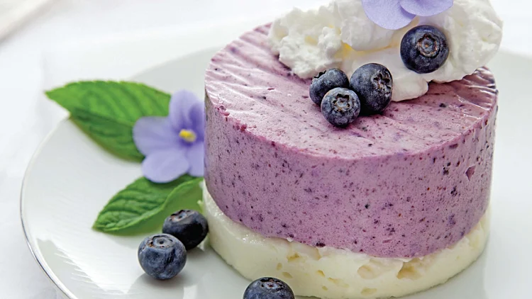 מוס פירות יער ושוקולד לבן