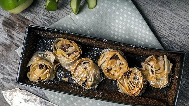 גלגול קטן שעושה את כל ההבדל. שטרודל תפוחים וברנדי