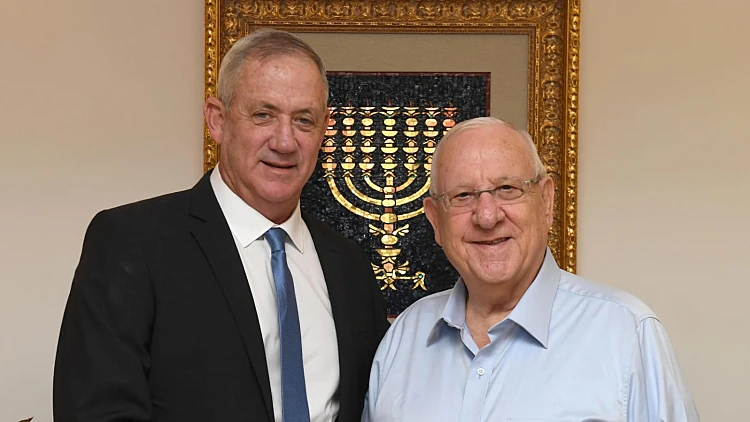 גנץ נפגש עם ריבלין - ותקף את נתניהו: "זה לא יעבוד לך יותר"