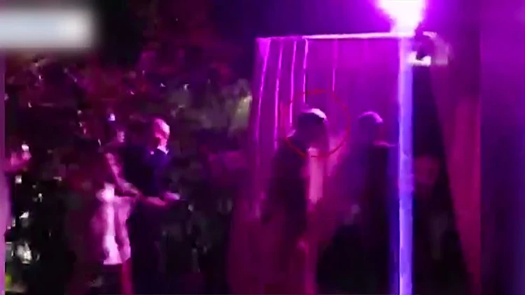 בעקבות פרשת אפסטין: הנסיך אנדרו השעה עצמו מתפקידו