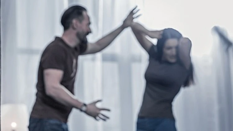 אלימות במשפחה, אילוסטרציה