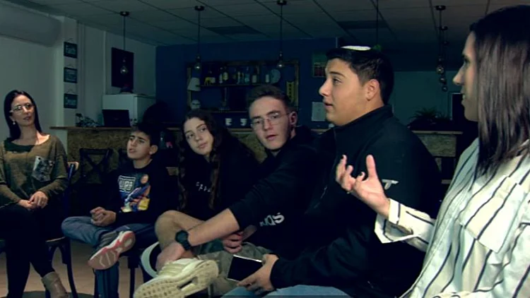 "להם יש כיפת ברזל": מפגש בוגרי הקטיושות בצפון עם ילדי הרקטות