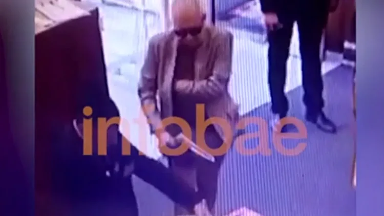 לאחר שנתפס גונב: שגריר מקסיקו בארגנטינה הוחזר לארצו • תיעוד