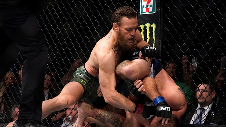 קונור מקגרגור, לוחם MMA אירי, לאחר הניצחון המוחץ בלאס וגאס