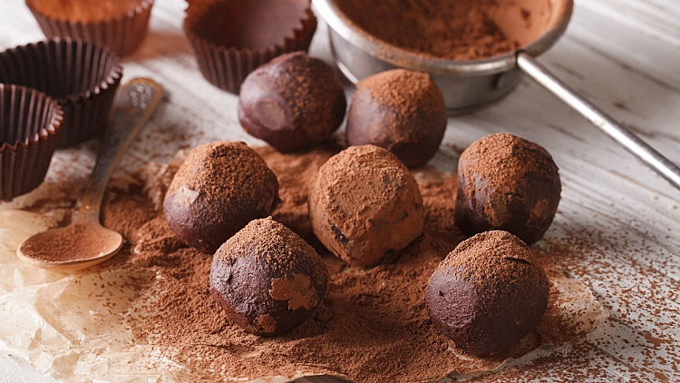 אפשר ועוד איך: 4 פינוקים מתוקים ללא חלב | רשת 13