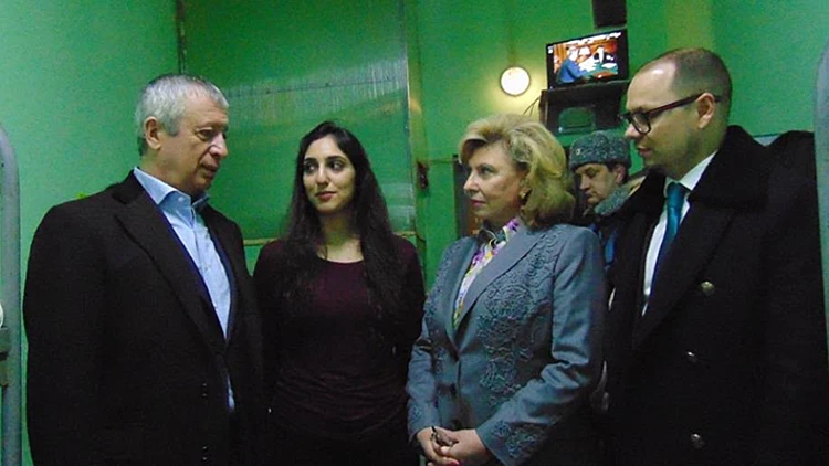 נעמה יששכר נפגשה עם נציבת זכויות האדם: "מאמינה לפוטין" • צפו