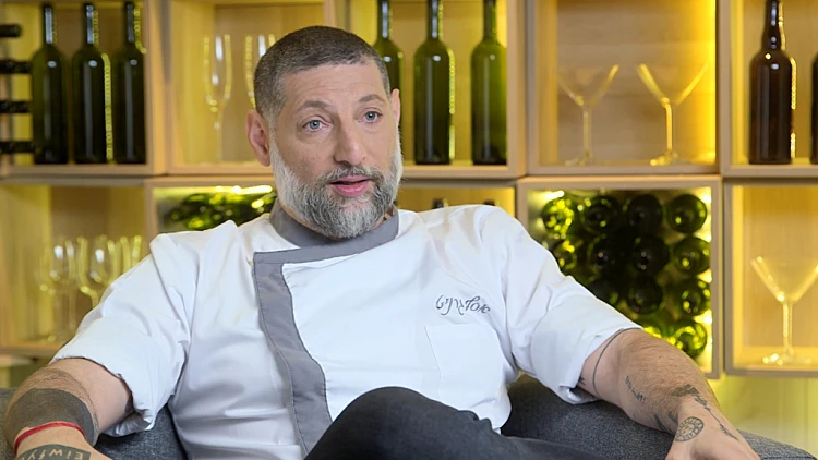 הנבחרות מחליפות עמדות והשפים מתמרמרים