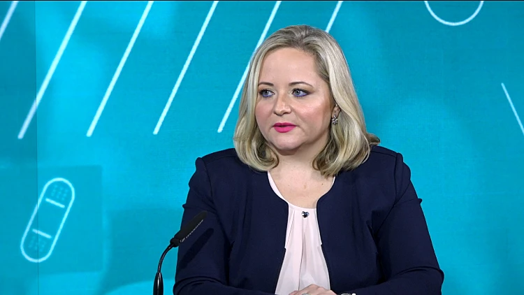 טיפולים אסתטיים סביב העיניים