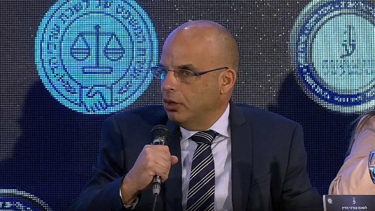 "פתיחת חקירת 'הממד החמישי' לפני הבחירות - החלטה פוליטית"