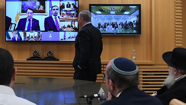 נתניהו שוחח עם מנהיגים זרים על הקורונה; בידוד לשבים ממצרים
