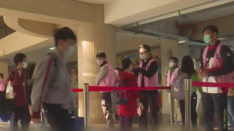 חובת רכישת מסכות והנחיות קפדניות: טייוואן נאבקת בנגיף בהצלחה