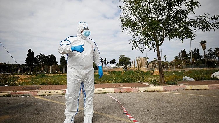 איש צוות רפואה