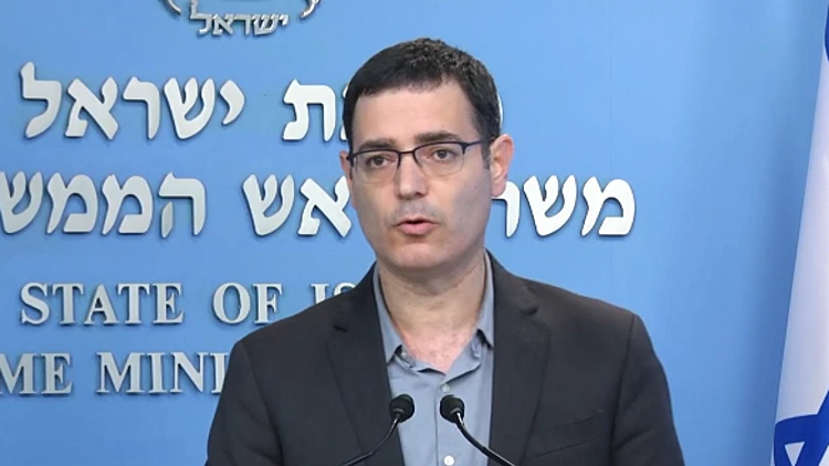 "מתקבלות החלטות תלושות": מנהלי מחלקות נגד מנכ"ל משרד הבריאות