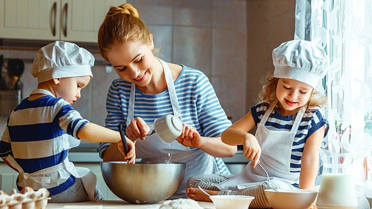 מתכונים שאפשר להכין עם הילדים