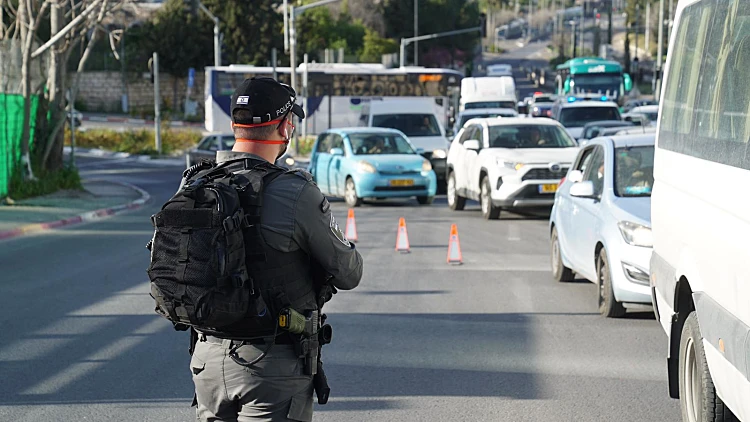 הממשלה אישרה את תקנות החירום - בני ברק הוכרזה "אזור מוגבל"