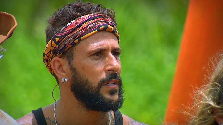 הערב ב"הישרדות VIP": "אלינה רוצה שאצטייר לא טוב. בגלל שאני מרים קול, היא הולכת לקטע אלים"