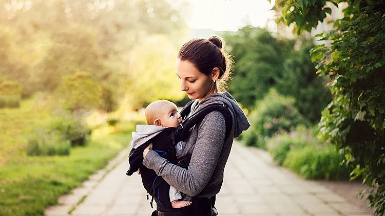 מנשא לתינוק
