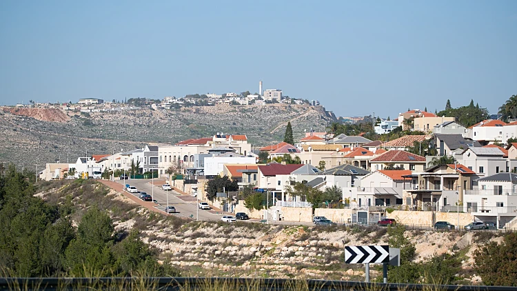 פדואל ובית אריה - שתי התנחלויות ישראליות ביהודה ושומרון