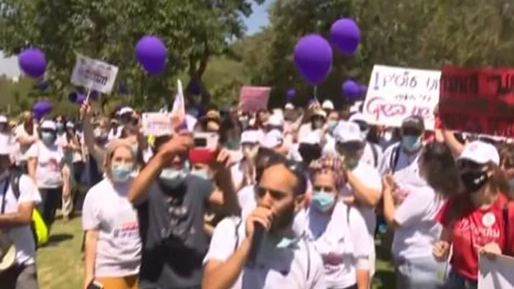 יום 6 לשביתת העובדות הסוציאליות: "גאווה והערכה זה לא מספיק"