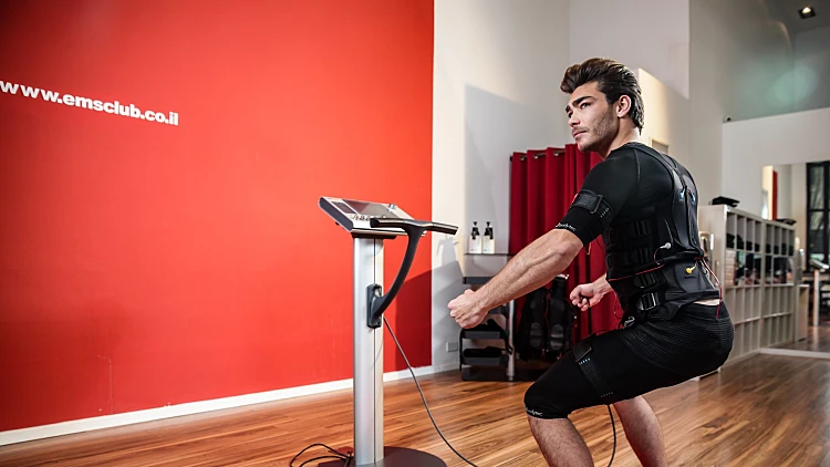 אימון כושר גופני בשיטת ems