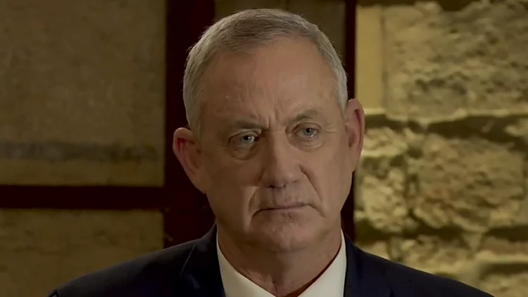 גנץ: "האלימות נגד המפגינים עלולה להביא למלחמת אחים"