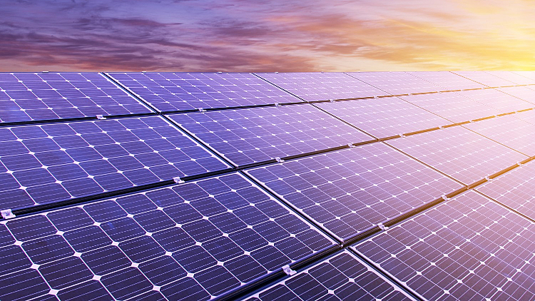 מערכות סולאריות כדרך מושלמת לחיסכון באנרגיה | רשת 13