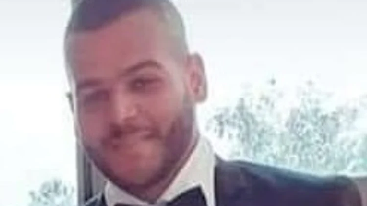 חשד לרצח בלוד: צעיר בן 19 נדקר למוות במפעל