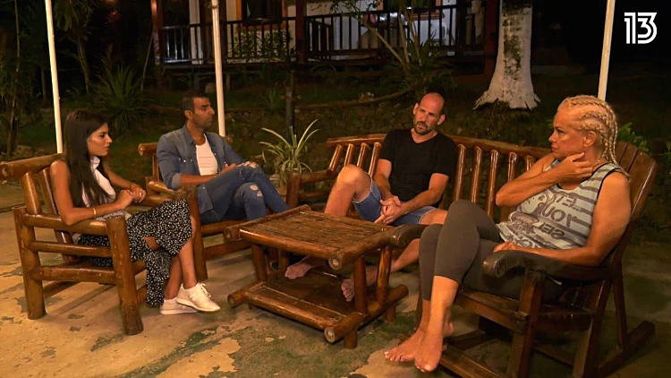 וילת המושבעים, פרק 14: "אני מאמין שאסי הבין שאין על מי לסמוך"