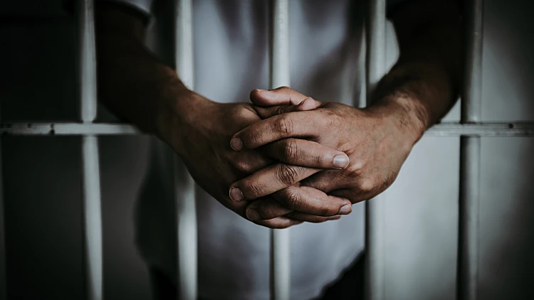 אסיר בכלא - אילוסטרציה