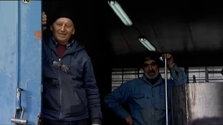 המקור: רות, סוף? בקעת הירדן • וגם: בחדרי חרדים