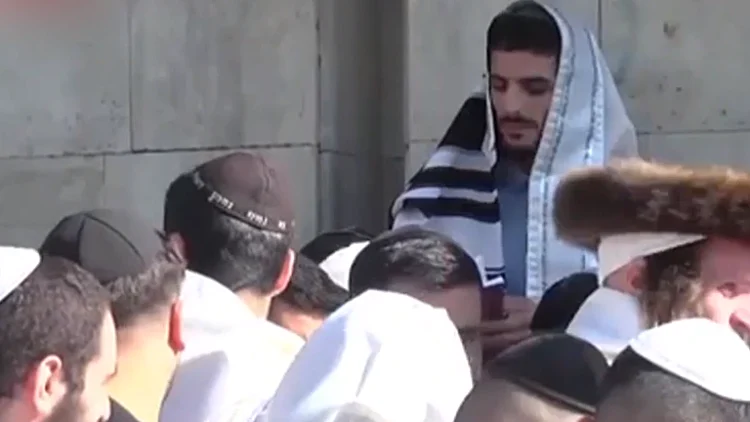 חסידים באומן