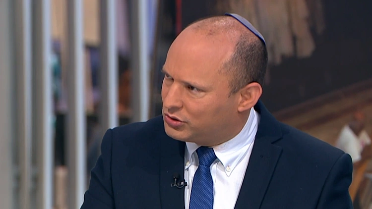 בנט נגד נתניהו: התנהלות מחפירה, שם את הפוליטיקה לפני האזרחים