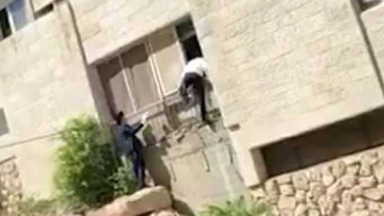 ההפקרות במלוניות הקורונה: חולים בורחים מהבידוד בי-ם • תיעוד