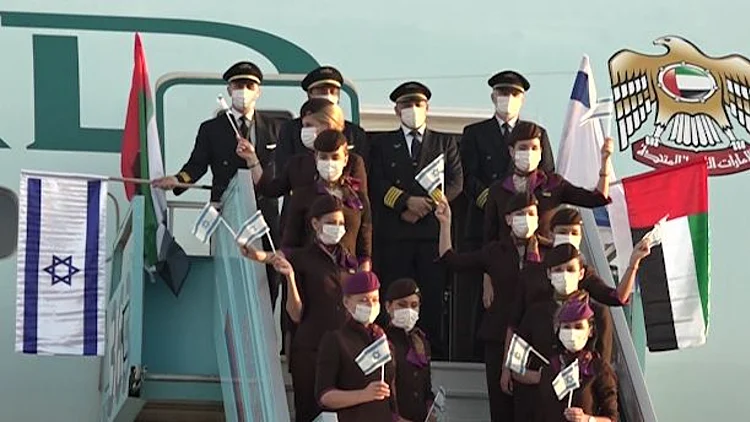 ביקור בטיסה המסחרית הראשונה לאמירויות - במטוס המתקדם בעולם