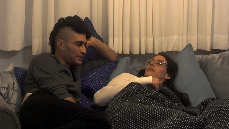  "משהו בפגיעות של אביחי מלחיץ אותי, וזה מרחיק אותי"