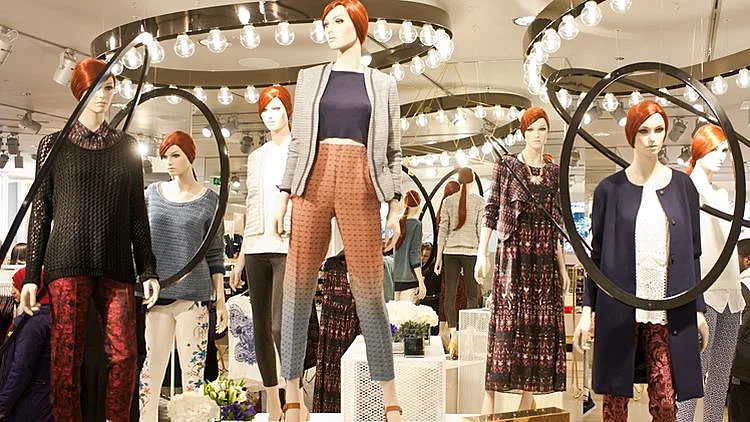 הישראלית שתעשה עבורכם שופינג מהחנויות השוות ביותר בלונדון