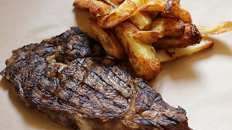 תפריט המשלוחים הייחודי של מסעדת NG | רשת 13