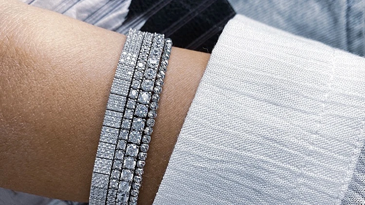 מאיור תכשיטים – סיפורה של אמנית צעירה ומבטיחה | רשת 13