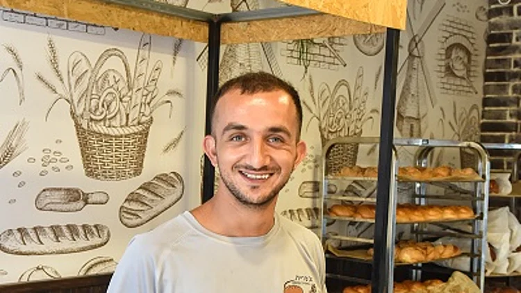 בכפר יונה מצאנו גן עדן של מאפים | רשת 13