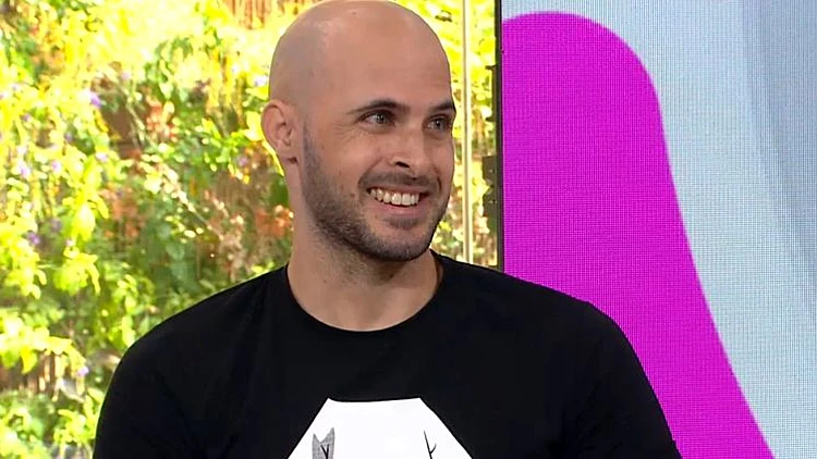 "אני מצחיק וקליל - אבל גם בחור של עומק"