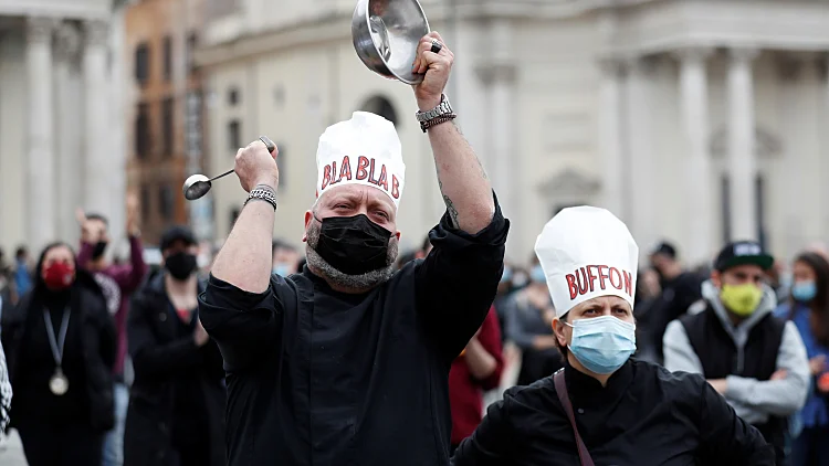 גל שני באירופה: איטליה תטיל עוצר לילי ברחבי המדינה