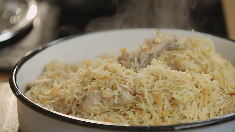 פשוט ומלא טעמים: מתכון לאשפלאו שיגרום לכם לשיר בבוכרית | רשת 13